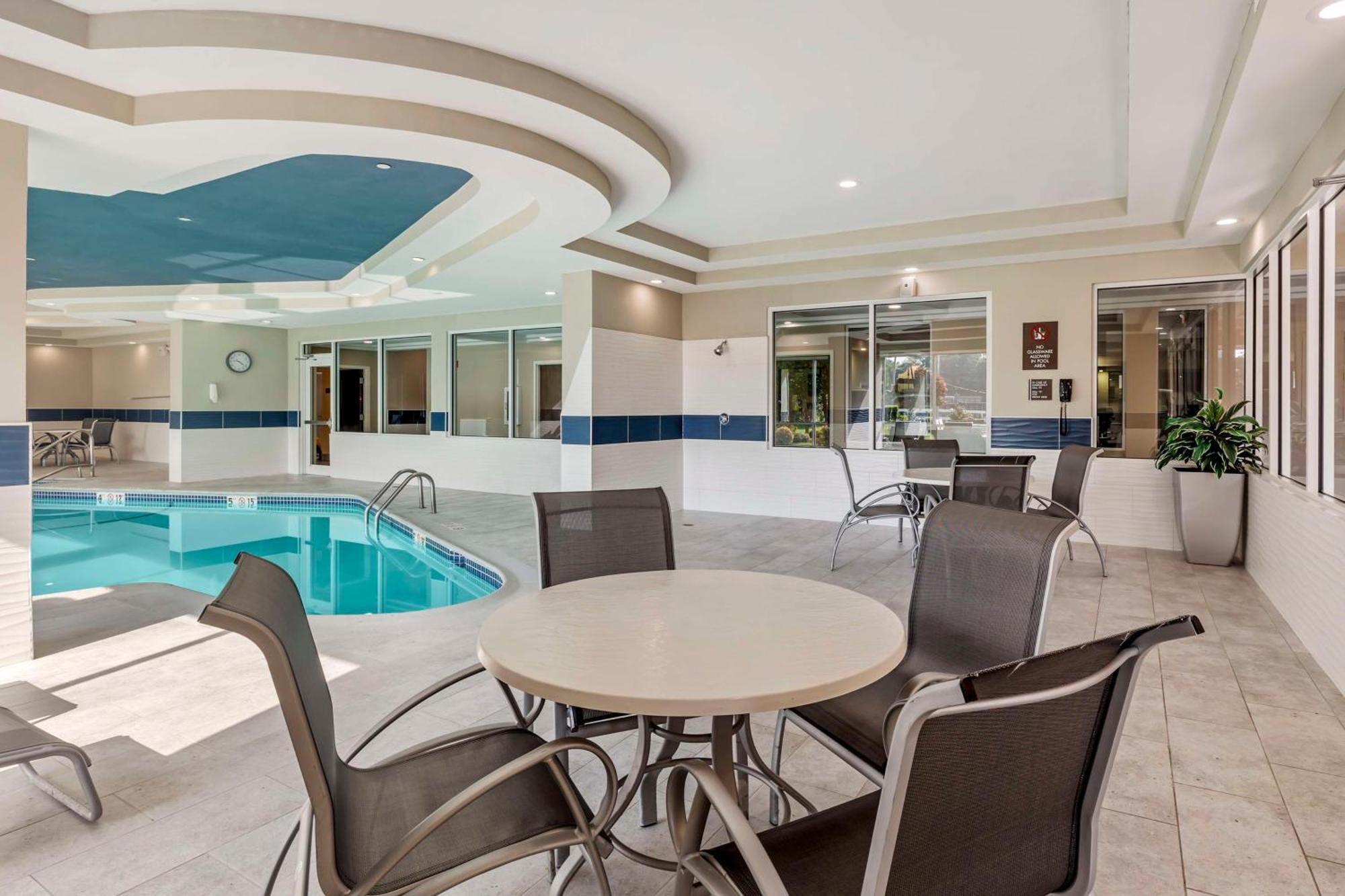 Best Western Plus North Shore Hotel Danvers Zewnętrze zdjęcie